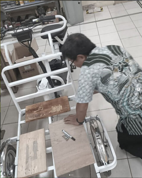 Projection in Motion